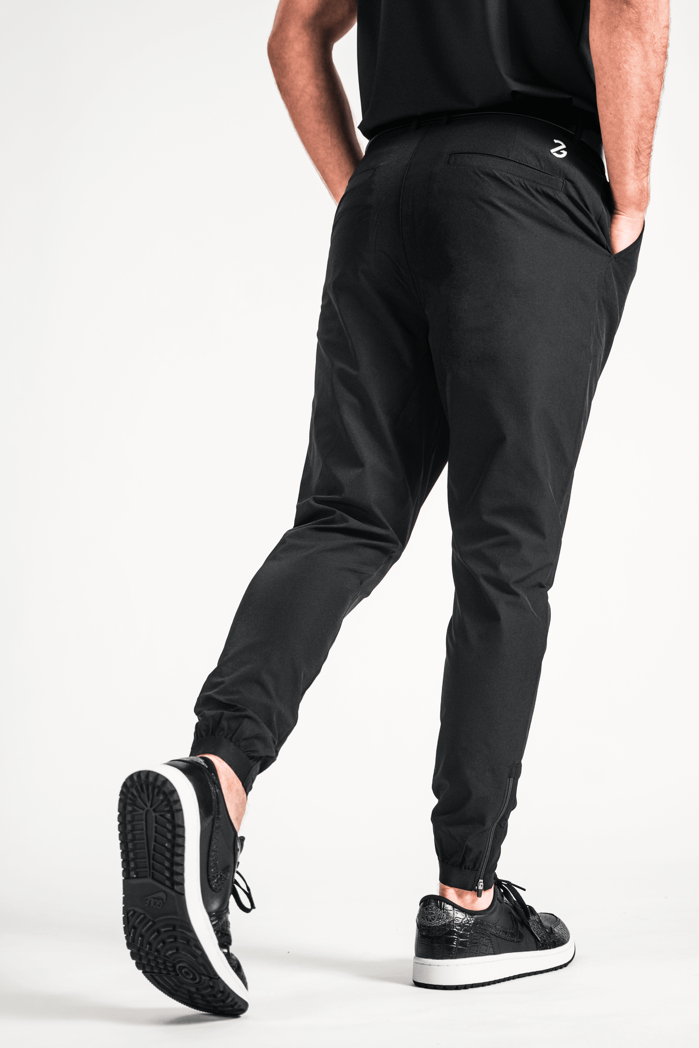 Icarus Four-Way Stretch Golf Jogger 2.0 Black